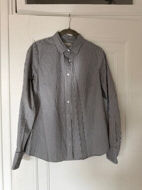Women's Striped Button-Down Shirt - Black & White